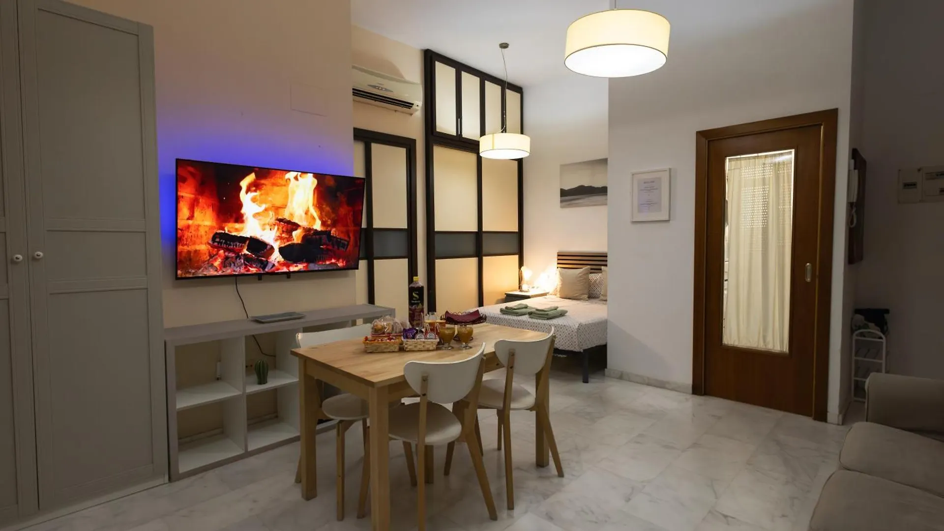 Apartamento Acogedor En Triana Sevilla 0*,  España
