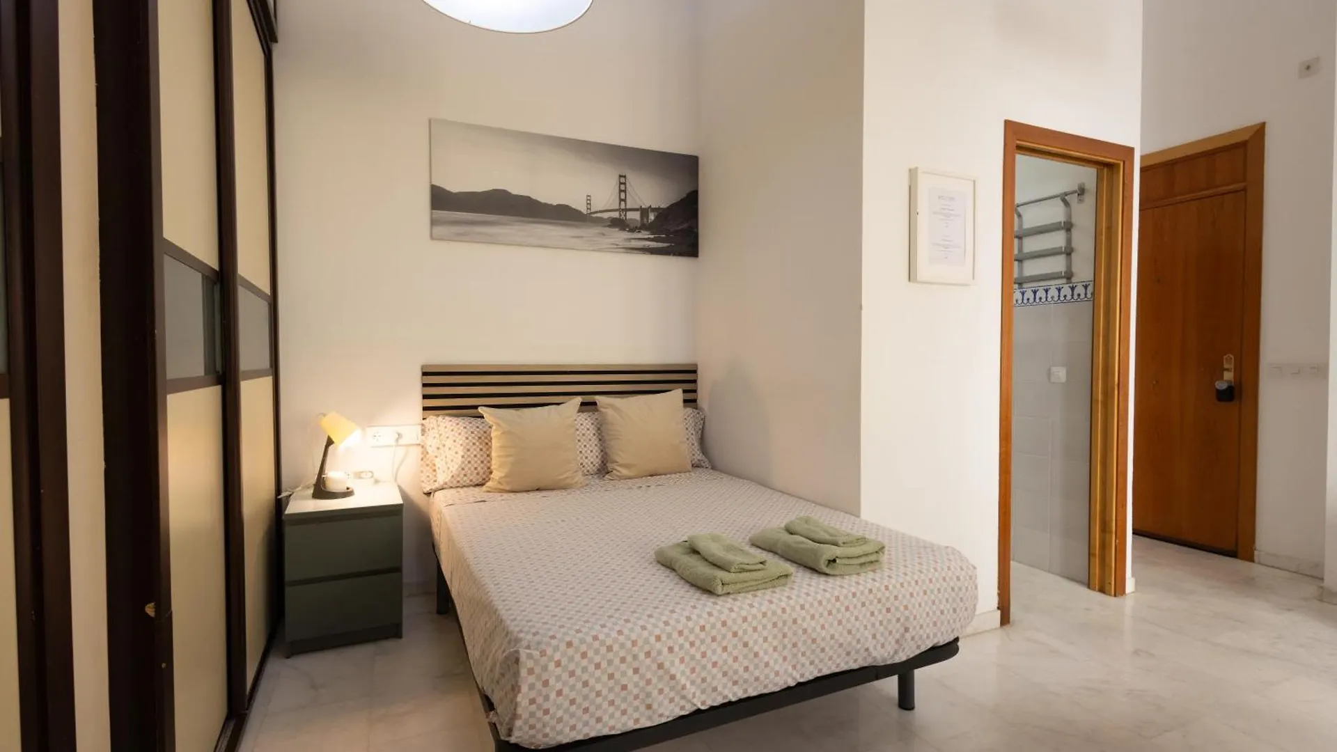 Apartamento Acogedor En Triana Sevilla 0*,